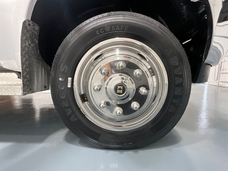 2001 Ford F-550 SUPER DUTY Regular Cab 7.3L DIESEL /DUALLY/6-SPEED /6-NEW TIRES / ZERO RUST / FLAT BED /12 FT BED with 8 FT WIDE - Photo 42 - Gladstone, OR 97027