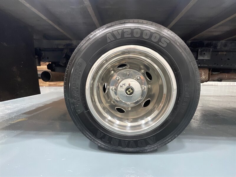 2001 Ford F-550 SUPER DUTY Regular Cab 7.3L DIESEL /DUALLY/6-SPEED /6-NEW TIRES / ZERO RUST / FLAT BED /12 FT BED with 8 FT WIDE - Photo 41 - Gladstone, OR 97027
