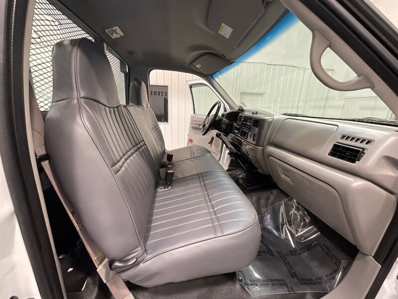 2001 Ford F-550 SUPER DUTY Regular Cab 7.3L DIESEL /DUALLY/6-SPEED /6-NEW TIRES / ZERO RUST / FLAT BED /12 FT BED with 8 FT WIDE - Photo 12 - Gladstone, OR 97027