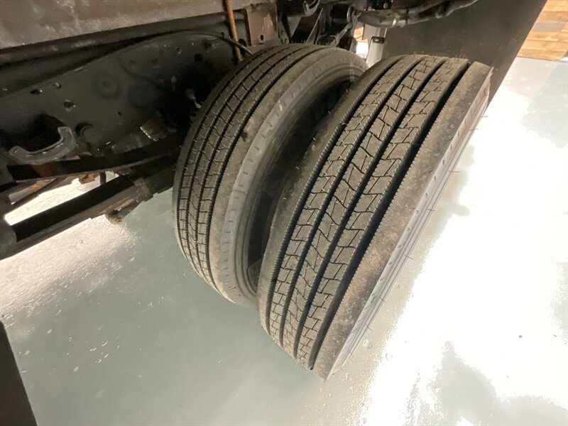 2001 Ford F-550 SUPER DUTY Regular Cab 7.3L DIESEL /DUALLY/6-SPEED /6-NEW TIRES / ZERO RUST / FLAT BED /12 FT BED with 8 FT WIDE - Photo 23 - Gladstone, OR 97027