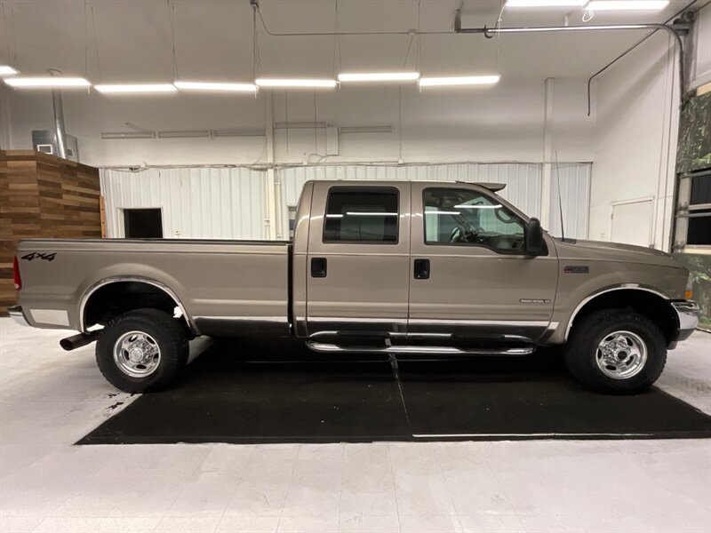 2002 Ford F-350 Lariat Crew Cab 4X4 / 7.3L DIESEL / 122K MILES  / LONG BED / Leather & Heated Seats - Photo 4 - Gladstone, OR 97027