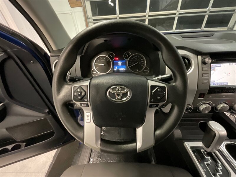 2014 Toyota Tundra SR5  / ONLY 80K MILES - Photo 46 - Gladstone, OR 97027