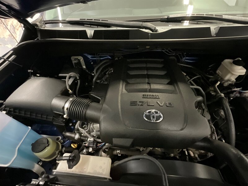 2014 Toyota Tundra SR5  / ONLY 80K MILES - Photo 31 - Gladstone, OR 97027