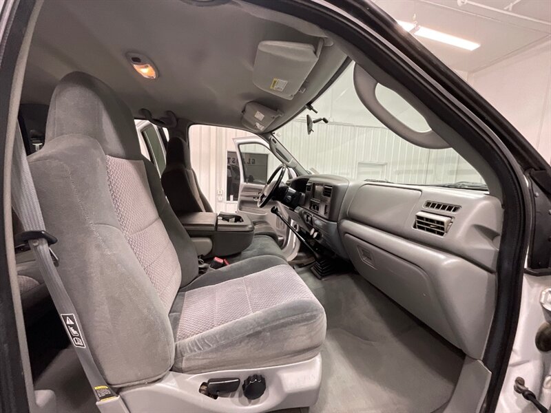 2003 Ford F-250 XLT / 4x4 / 7.3L DIESEL / 6 SPEED MANUAL / LIFTED  / SHORT BED / NO RUST - Photo 16 - Gladstone, OR 97027