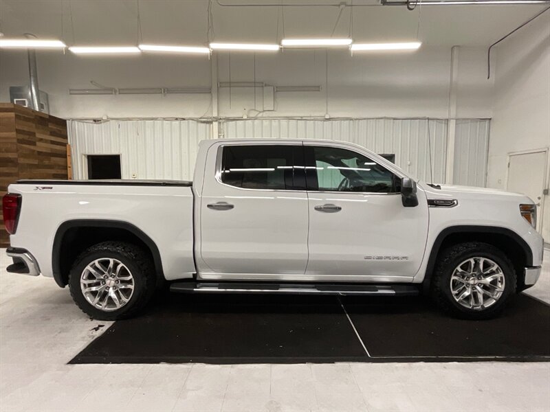 2021 GMC Sierra 1500 SLT Crew Cab 4X4 / 5.3L V8/ X-31 OFF RD / 1-OWNER  / LOCAL TRUCK / 25,000 MILES - Photo 4 - Gladstone, OR 97027