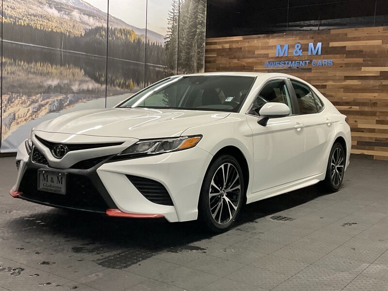 2020 Toyota Camry SE Sedan / 2.5L / 1-OWNER / 18,000 MILES  Backup Camera / LIKE NEW / LOCAL - Photo 25 - Gladstone, OR 97027