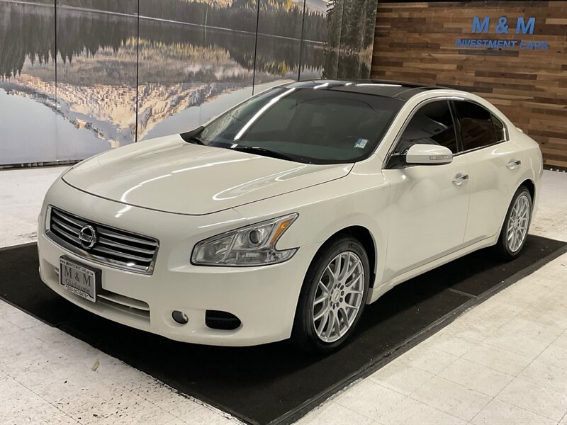 2012 Nissan Maxima 3.5 SV / Leather Heated seats /Navigation & Camera  / Sunroof / Technology Pkg / ONLY 70,000 MILES - Photo 1 - Gladstone, OR 97027