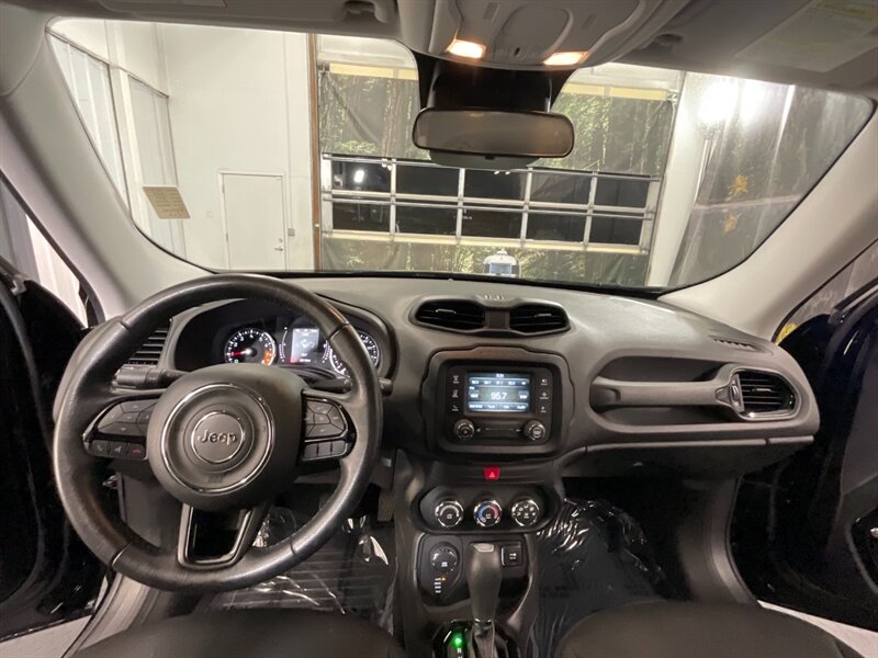 2017 Jeep Renegade Altitude 4X4 / Backu   - Photo 31 - Gladstone, OR 97027