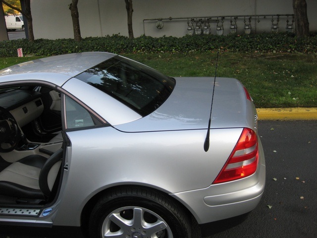 1999 Mercedes-Benz SLK230 Sport/ Hard Top Convertible/ 88k miles   - Photo 34 - Portland, OR 97217