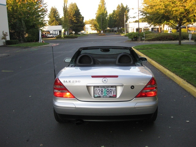 1999 Mercedes-Benz SLK230 Sport/ Hard Top Convertible/ 88k miles   - Photo 4 - Portland, OR 97217