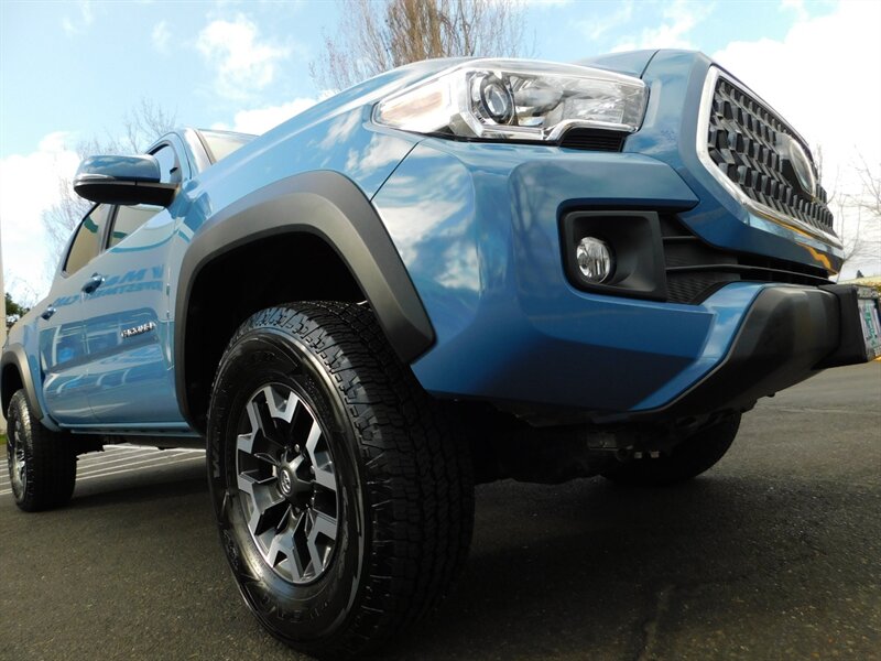 2019 Toyota Tacoma TRD Off-Road 4X4 V6 /6-SPEED /4,800 MILES   - Photo 42 - Portland, OR 97217