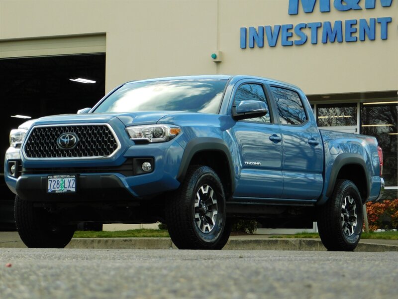 2019 Toyota Tacoma TRD Off-Road 4X4 V6 /6-SPEED /4,800 MILES   - Photo 43 - Portland, OR 97217