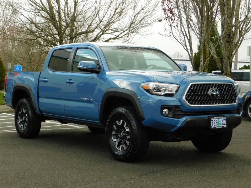 2019 Toyota Tacoma TRD Off-Road 4X4 V6 /6-SPEED /4,800 MILES   - Photo 2 - Portland, OR 97217