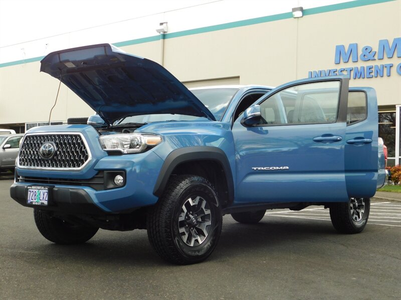 2019 Toyota Tacoma TRD Off-Road 4X4 V6 /6-SPEED /4,800 MILES   - Photo 25 - Portland, OR 97217