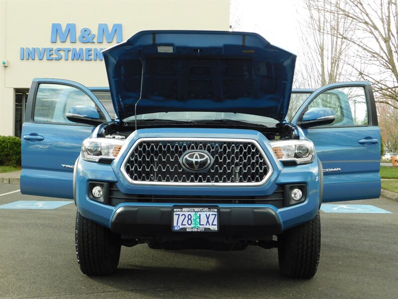 2019 Toyota Tacoma TRD Off-Road 4X4 V6 /6-SPEED /4,800 MILES   - Photo 31 - Portland, OR 97217