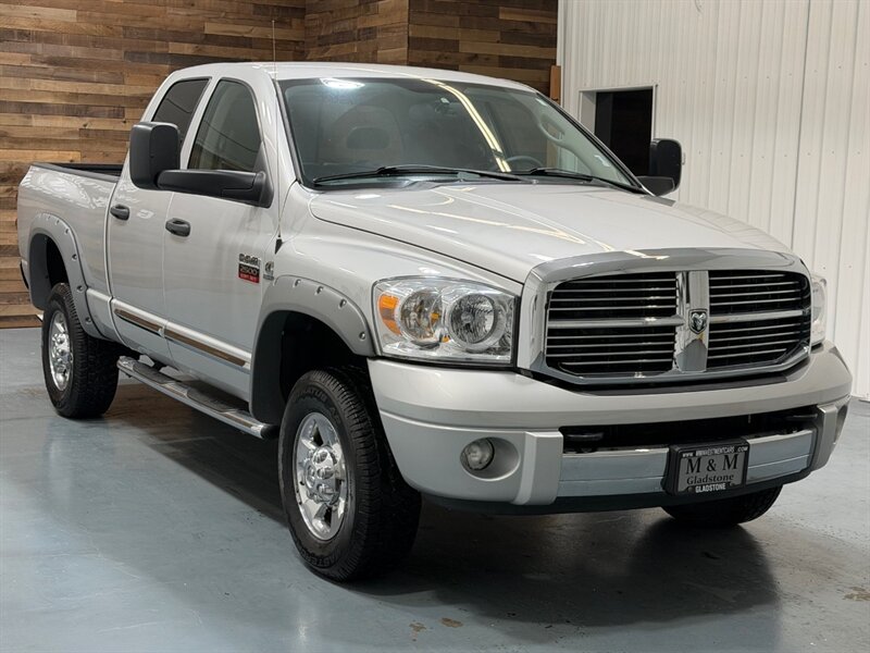 2008 Dodge Ram 2500 Laramie 4X4 6.7L DIESEL / 61,000 MILES/ ZERO RUST  / SHORT BED / Leather Heated Seats / Power Sliding rear window