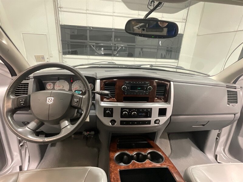 2008 Dodge Ram 2500 Laramie 4X4 6.7L DIESEL / 61,000 MILES/ ZERO RUST / SHORT BED / Leather Heated Seats / Power Sliding rear window - Photo 16 - Gladstone, OR 97027