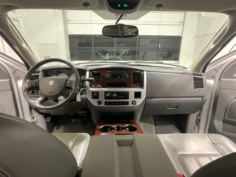 2008 Dodge Ram 2500 Laramie 4X4 6.7L DIESEL / 61,000 MILES/ ZERO RUST / SHORT BED / Leather Heated Seats / Power Sliding rear window - Photo 38 - Gladstone, OR 97027