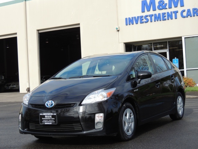 2010 Toyota Prius IV Leather Navigation   - Photo 1 - Portland, OR 97217