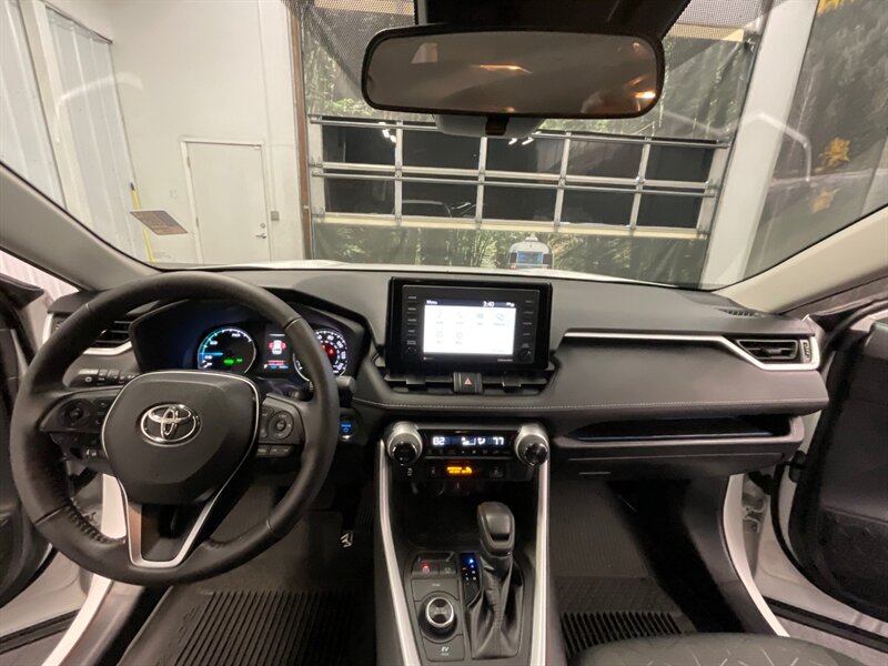 2021 Toyota RAV4 HYBRID XLE AWD / Heated Seats / ONLY 5,000 MILES  1-OWNER / LIKE NEW CONDITION / Cold Weather Pkg / Backup Camera - Photo 38 - Gladstone, OR 97027