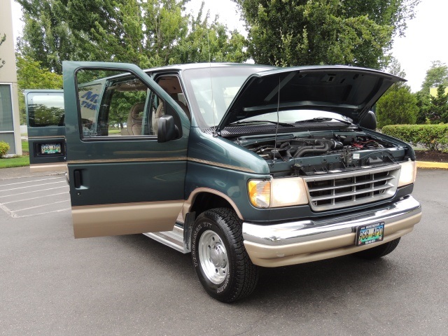 1996 Ford E-Series Van E-350 HEAVY DUTY XLT / 7.5L 8Cyl   - Photo 32 - Portland, OR 97217