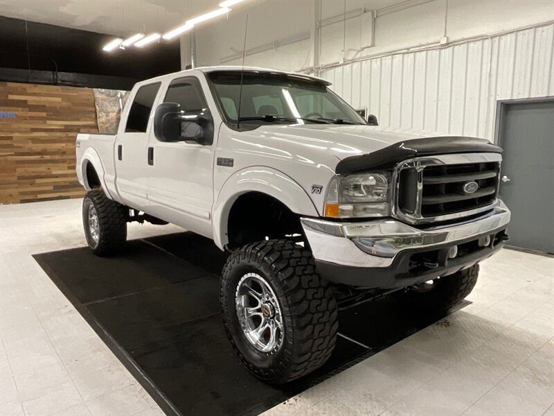 2002 Ford F-250 4dr Crew Cab 4X4 / V10 6.8L / LIFTED/104,000 MILES  /LOCAL OREGON TRUCK / RUST FREE - Photo 2 - Gladstone, OR 97027