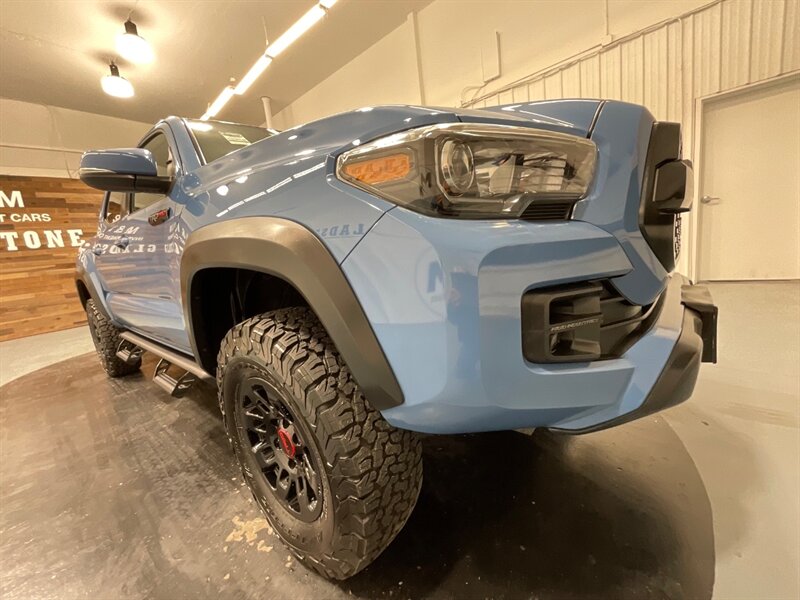 2018 Toyota Tacoma TRD Pro Double Cab 4X4 / 6-SPEED MANUAL / Tech Pkg  / ZERO RUST - Photo 58 - Gladstone, OR 97027