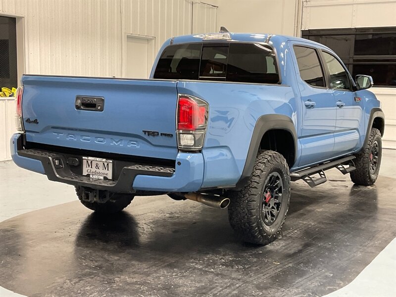 2018 Toyota Tacoma TRD Pro Double Cab 4X4 / 6-SPEED MANUAL / Tech Pkg  / ZERO RUST - Photo 7 - Gladstone, OR 97027