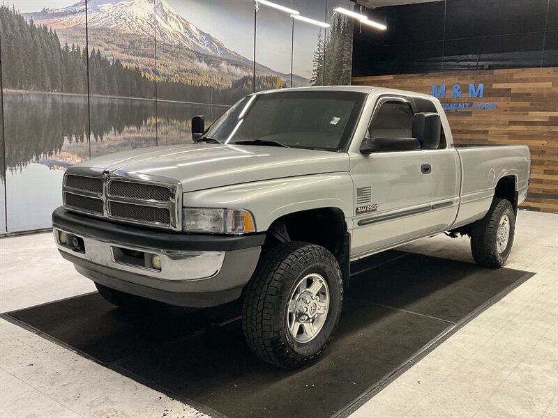 2002 Dodge Ram 2500 SLT Laramie 4X4 / 5.9L DIESEL / 6-SPEED / 88K MILE  / LONG BED / 6-SPEED MANUAL / RUST FREE / ONLY 88,000 MILES - Photo 1 - Gladstone, OR 97027