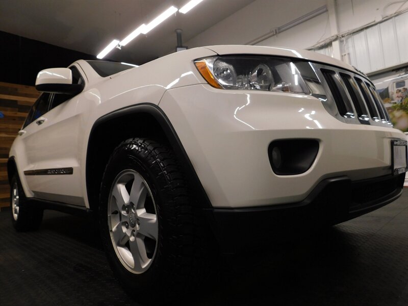 2011 Jeep Grand Cherokee Laredo 4X4 / V6 / LO   - Photo 34 - Gladstone, OR 97027