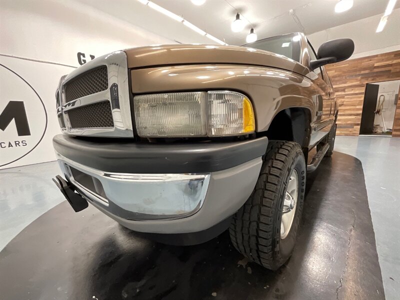 2001 Dodge Ram 1500 SLT Quad Cab 4X4 / 5.2L V8 / 5-SPEED / 94K MILES  / LOCAL TRUCK w. ZERO RUST - Photo 52 - Gladstone, OR 97027