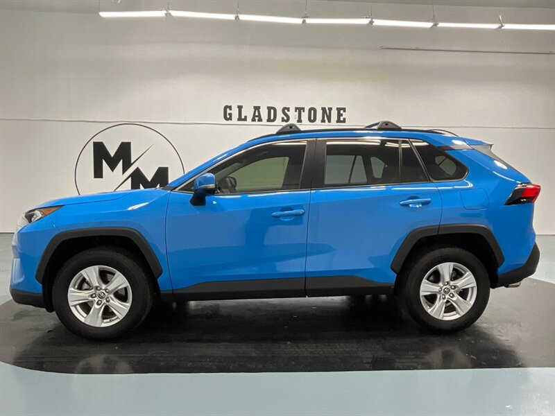 2019 Toyota RAV4 XLE Sport Utility / Sunroof / Heated Seats  / Backup Camera / Excel Cond - Photo 3 - Gladstone, OR 97027