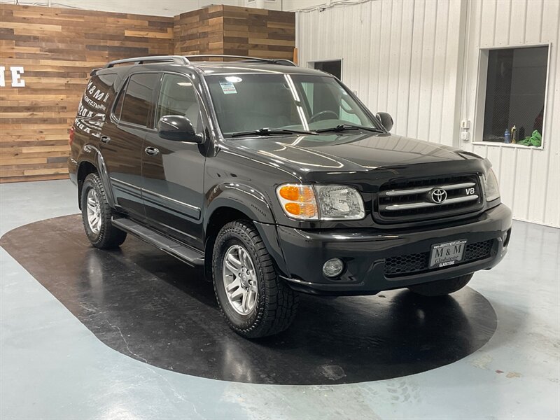 2003 Toyota Sequoia Limited 4x4 / Leather / Timing Belt Done / Local  / RUST FREE / LOW MILES - Photo 2 - Gladstone, OR 97027