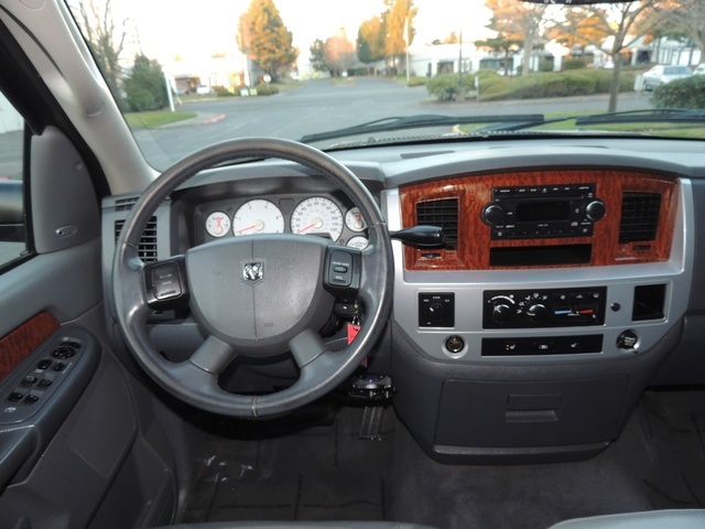 2006 Dodge Ram 2500 Laramie/ 4X4 / 5.9L Diesel / Leather/ LIFTED   - Photo 28 - Portland, OR 97217