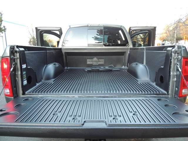 2006 Dodge Ram 2500 Laramie/ 4X4 / 5.9L Diesel / Leather/ LIFTED   - Photo 17 - Portland, OR 97217