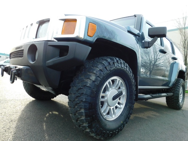 2006 Hummer H3 4dr SUV / 4WD / Sunroof / LIFTED / MUD TIRES   - Photo 9 - Portland, OR 97217