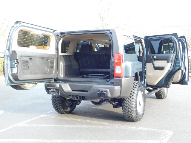 2006 Hummer H3 4dr SUV / 4WD / Sunroof / LIFTED / MUD TIRES   - Photo 29 - Portland, OR 97217