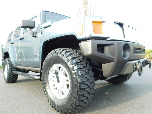 2006 Hummer H3 4dr SUV / 4WD / Sunroof / LIFTED / MUD TIRES   - Photo 10 - Portland, OR 97217