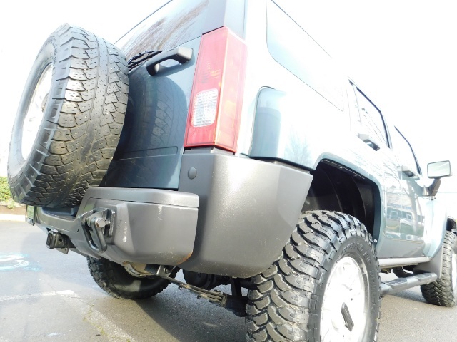 2006 Hummer H3 4dr SUV / 4WD / Sunroof / LIFTED / MUD TIRES   - Photo 12 - Portland, OR 97217