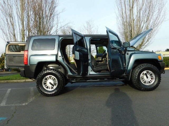 2006 Hummer H3 4dr SUV / 4WD / Sunroof / LIFTED / MUD TIRES   - Photo 30 - Portland, OR 97217