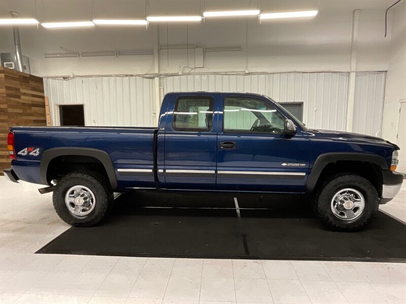 2002 Chevrolet Silverado 2500 LS 4X4 / 8.1L V8 / 1-OWNER / 84,000 MILES  /LOCAL OREGON TRUCK / RUST FREE / BRAND NEW TIRES/ VERY CLEAN TRUCK !! - Photo 4 - Gladstone, OR 97027