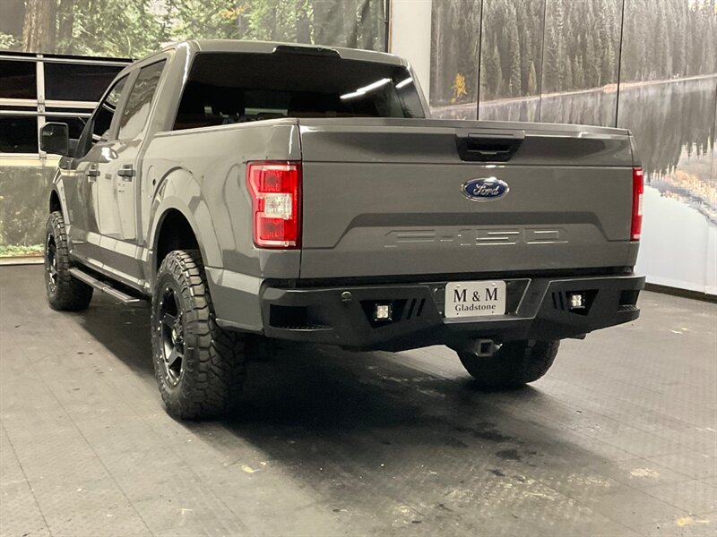 2018 Ford F-150 XLT Crew Cab 4X4 / 2.7L V6 EcoBoost /WHEELS & TIRE  CUSTOM BUMPERS / BLACK WHEELS / Backup Camera / LOCAL TRUCK / RUST FREE / Backup Camera / SHARP SHARP!! - Photo 8 - Gladstone, OR 97027