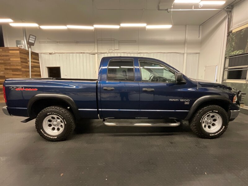 2004 Dodge Ram 1500 SLT 4dr Quad Cab SLT 4X4 / 5.7L HEMI / 92,000 MILE   - Photo 4 - Gladstone, OR 97027