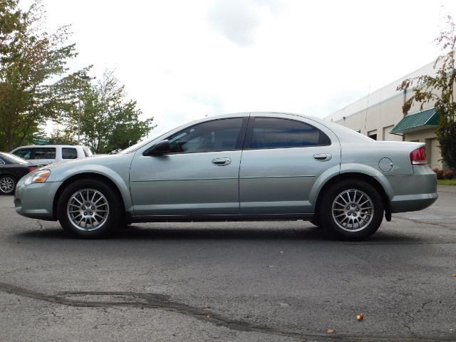 2005 Chrysler Sebring Touring / 4Dr Sedan / ONLY 67000 MILES   - Photo 3 - Portland, OR 97217