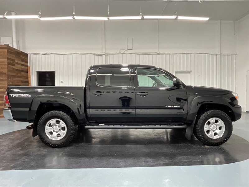 2012 Toyota Tacoma V6 TRD OFF RD 4X4 / Backup Camera /LOCAL ZERO RUST   - Photo 4 - Gladstone, OR 97027