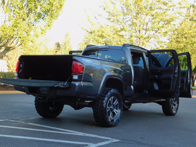 2019 Toyota Tacoma TRD Sport 4X4 / Long bed / NEW LIFT / 12,000 MILES   - Photo 30 - Portland, OR 97217