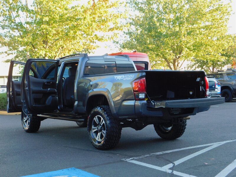 2019 Toyota Tacoma TRD Sport 4X4 / Long bed / NEW LIFT / 12,000 MILES   - Photo 27 - Portland, OR 97217