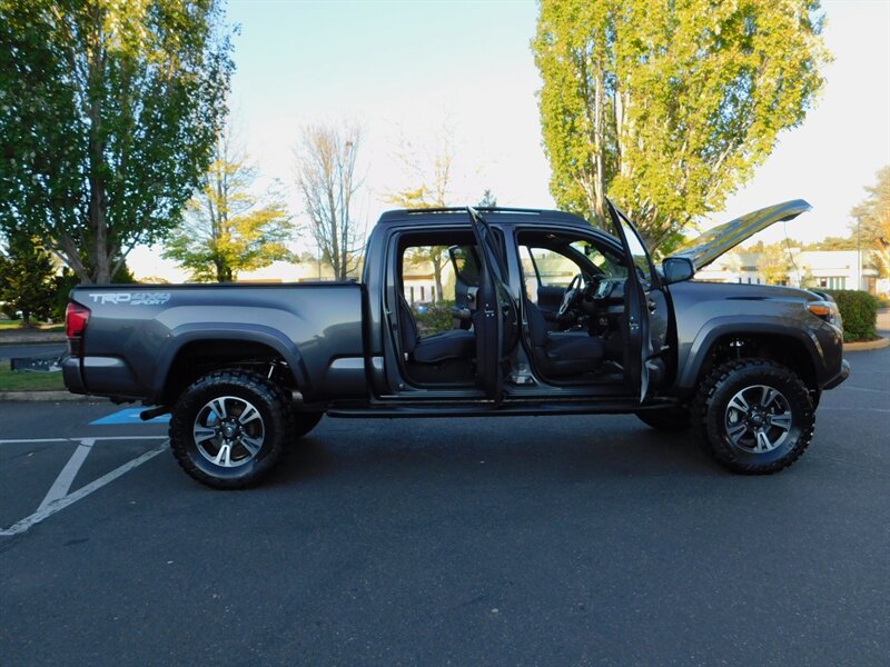 2019 Toyota Tacoma TRD Sport 4X4 / Long bed / NEW LIFT / 12,000 MILES   - Photo 31 - Portland, OR 97217