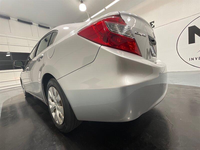 2012 Honda Civic LX Sedan 4Dr / 1.8L 4Cyl / MINT COND / 52 K MILES  / RUST FREE / LOW MILES - Photo 39 - Gladstone, OR 97027