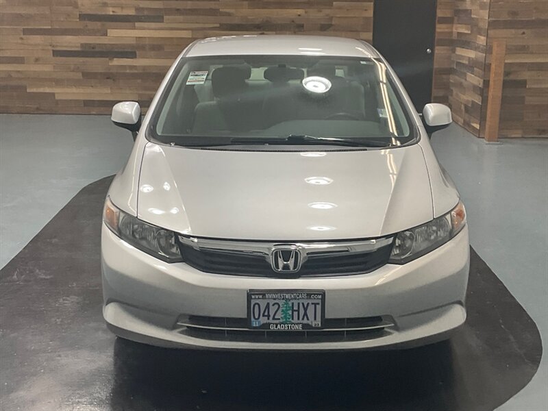 2012 Honda Civic LX Sedan 4Dr / 1.8L 4Cyl / MINT COND / 52 K MILES  / RUST FREE / LOW MILES - Photo 5 - Gladstone, OR 97027